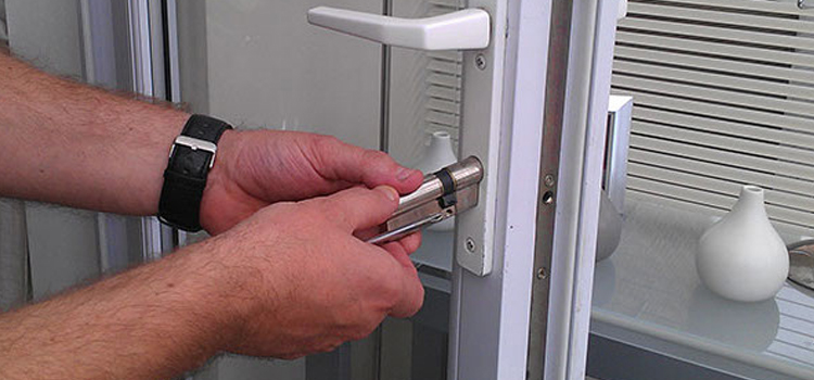 Commercial Door Lock Repair in Thousand Palms
